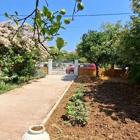 Helen's Bougainvillea Gasthof